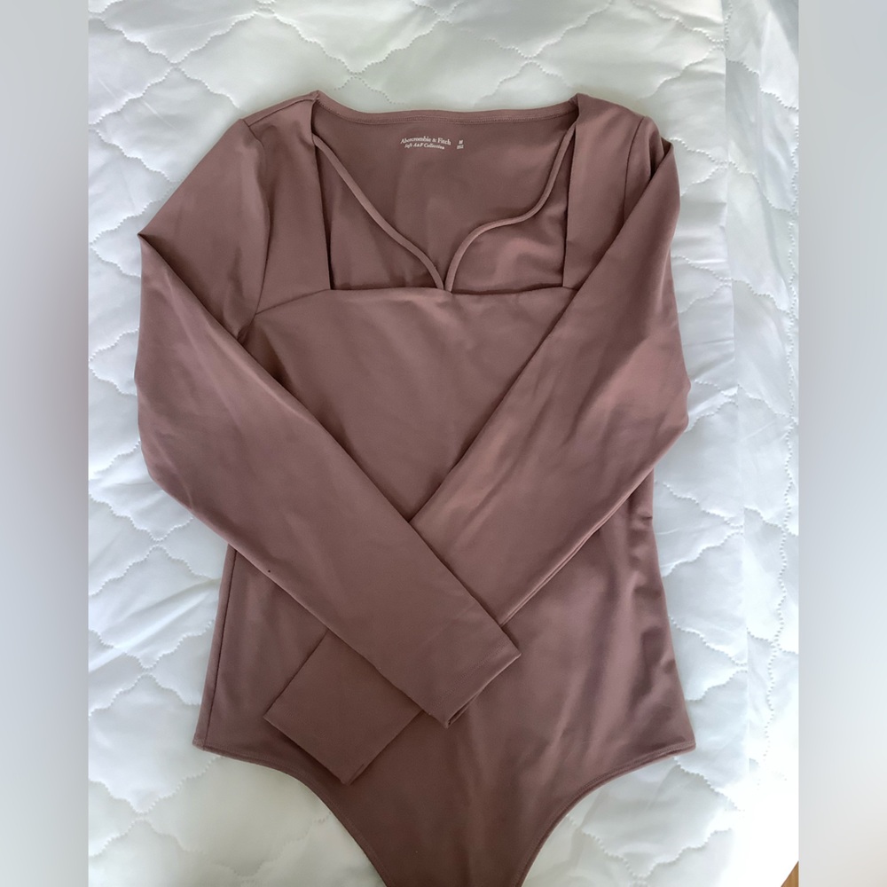 Women’s Abercrombie bodysuit